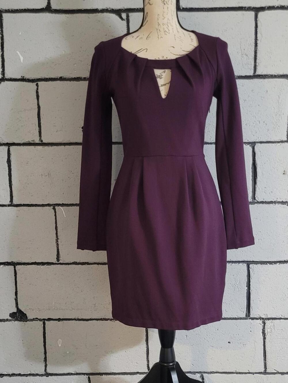 FRENCH CONNECTION Plum Long Sleeved Dress Sz 6